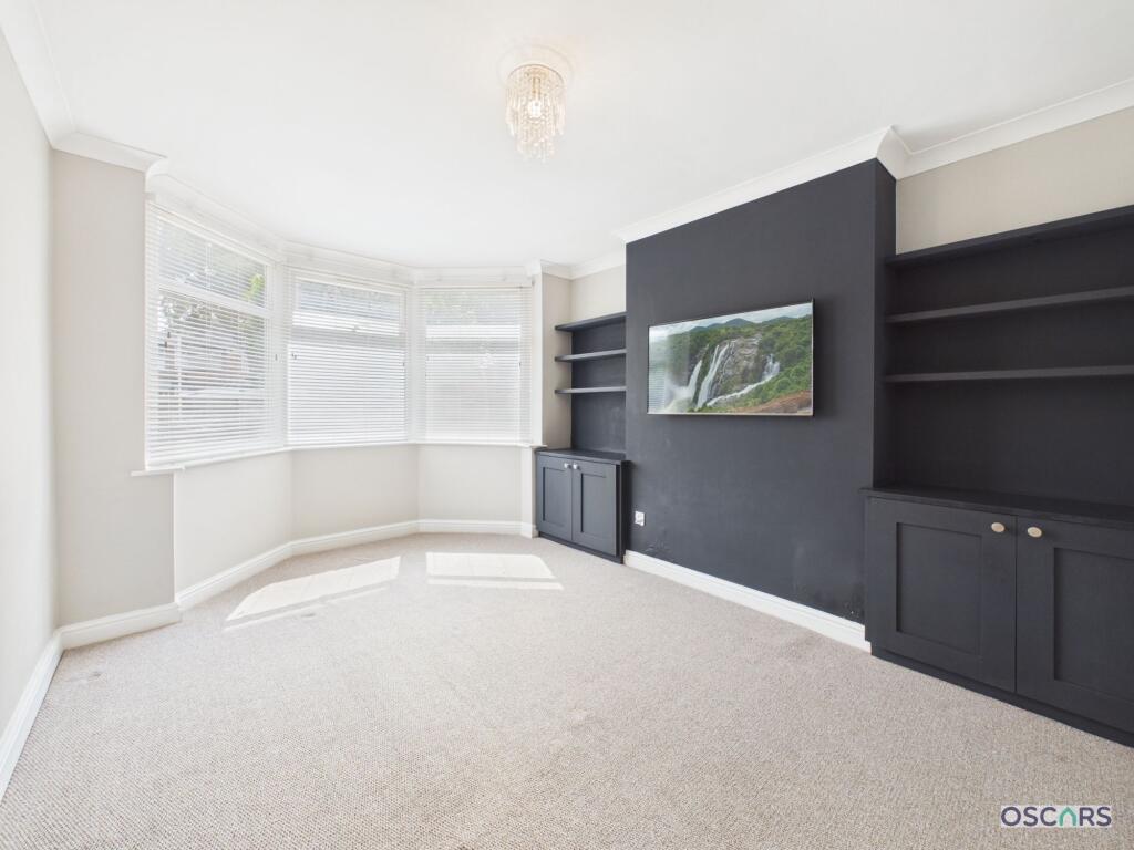 House in Hull - View 3