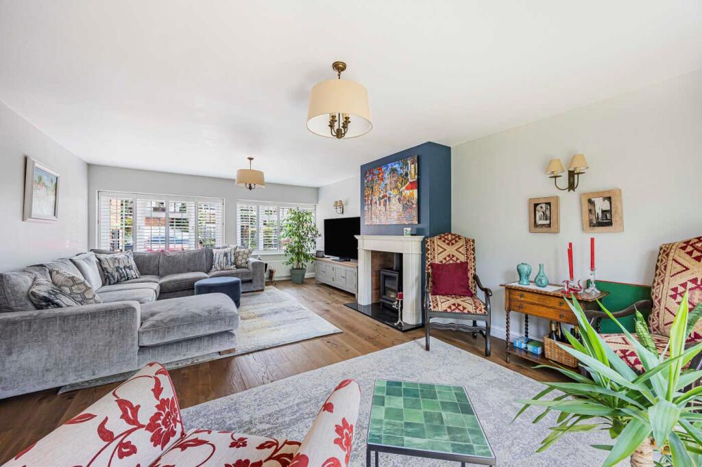 House in South Oxfordshire, Shiplake - View 2