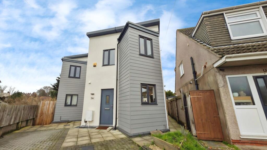 Main image of property: Courtfield Grove, Fishponds, Bristol