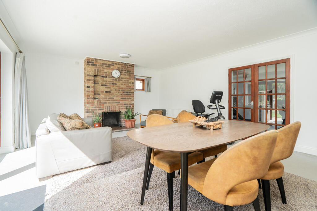 Redland Drive, Milton Keynes, MK5 photo 4