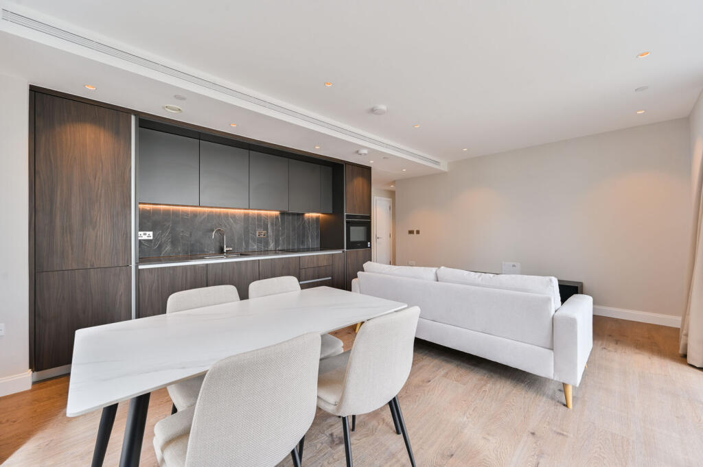 Apartment in London - View 2