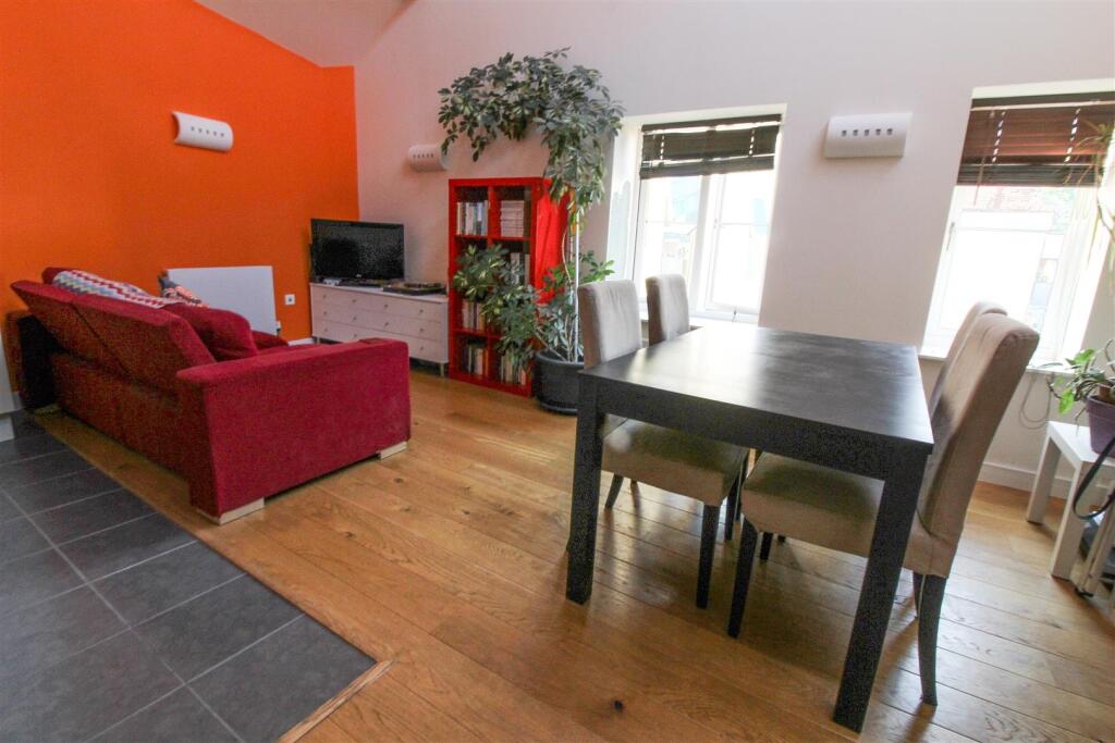 Apartment in Norwich - More