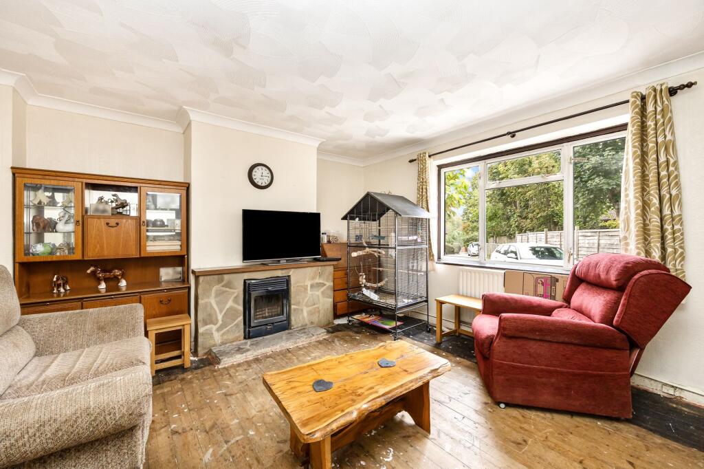 Thornscroft, Steyning, BN44 photo 2