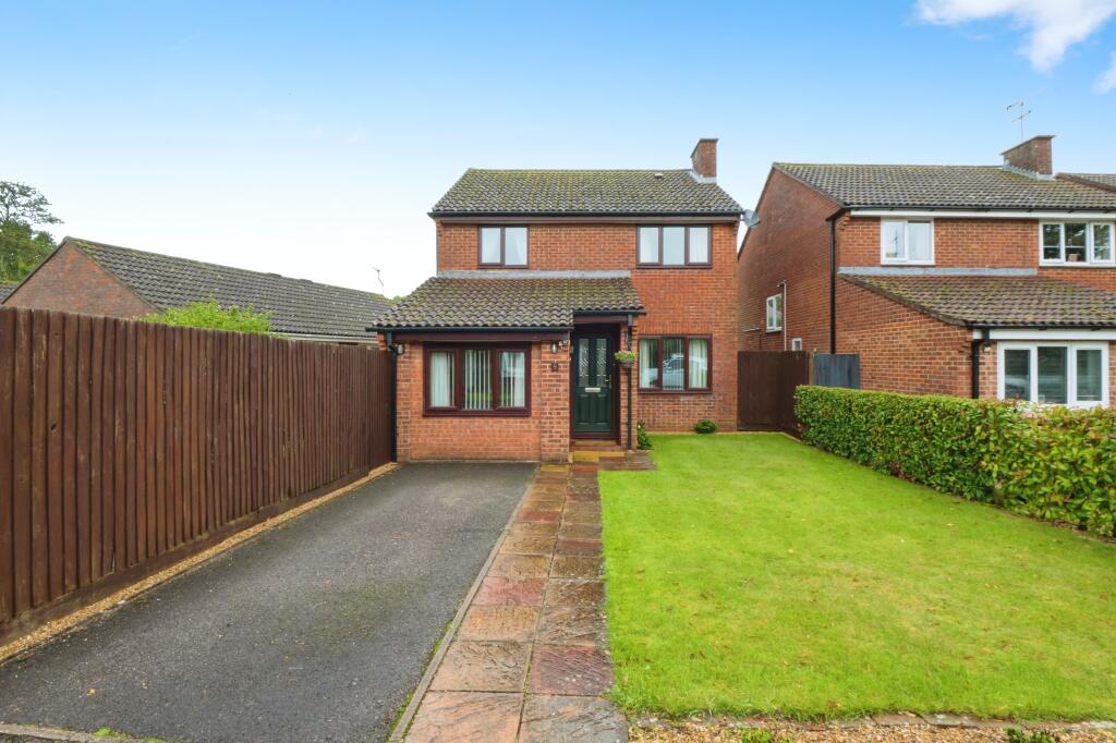 Main image of property: Canal Close, Romsey, Hampshire, SO51