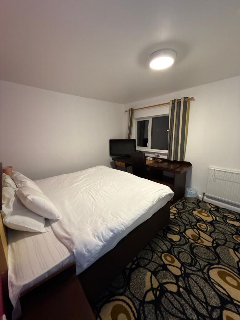 Room 201, SimplyStay Lincoln Road, Skegness, Lincolnshire, PE25 2EA photo 4
