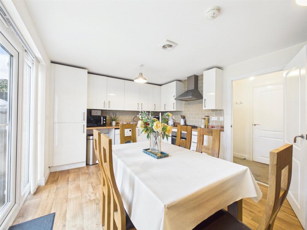House in Wychavon, Primsland, Droitwich Spa - More