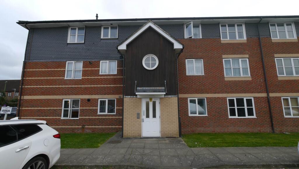 Main image of property: Wenham Place, Hatfield