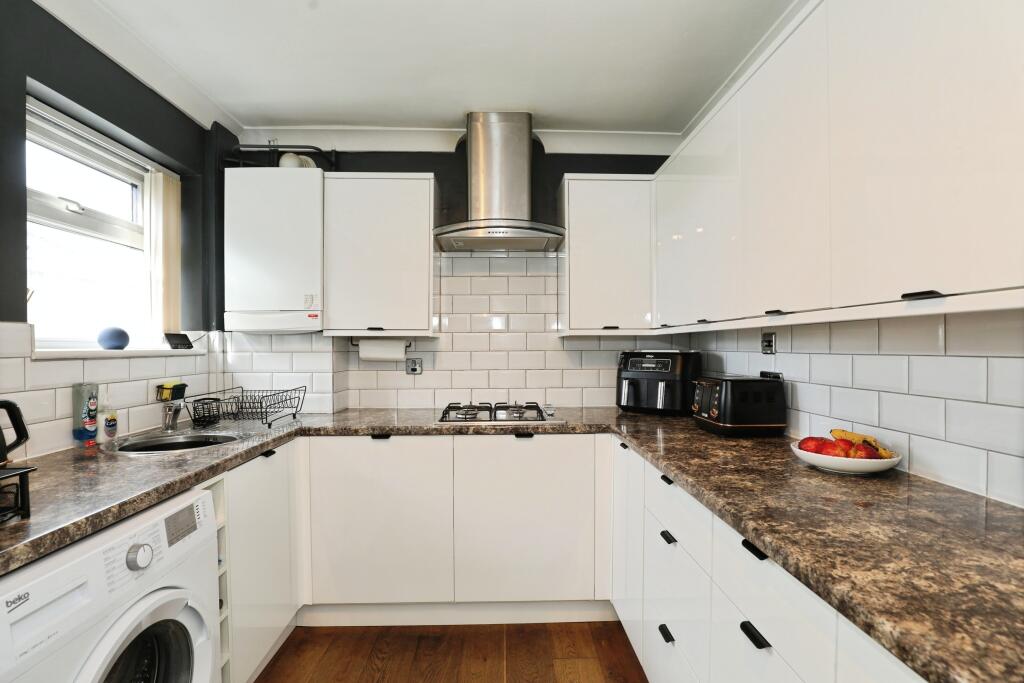 Constance Avenue, Trentham, Stoke-on-trent, ST4 - View 3