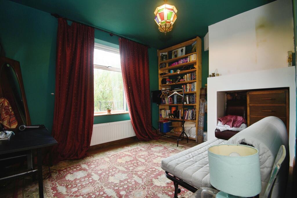 Huddersfield, Huddersfield, HD3 photo 3