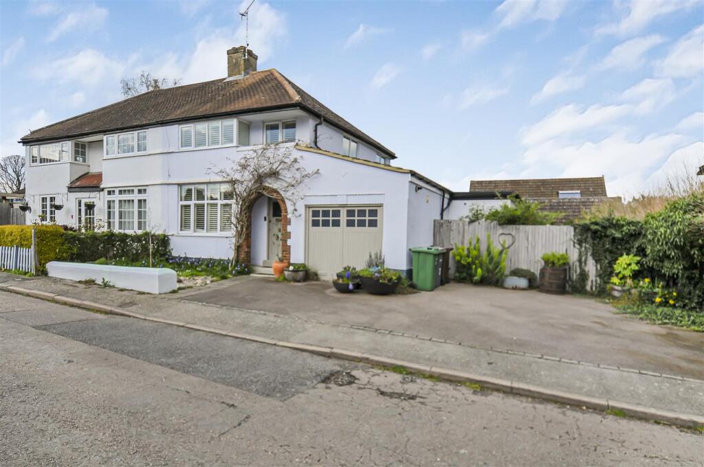 Main image of property: Fairway Close, Park Street, St. Albans