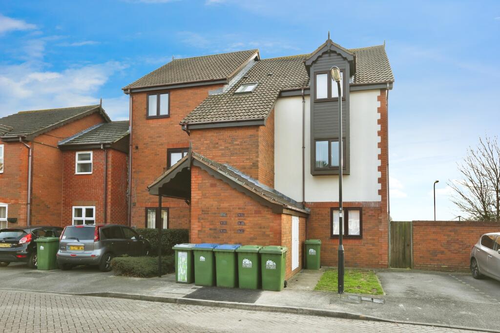 Main image of property: Waldegrave Close, Southampton, Hampshire, SO19