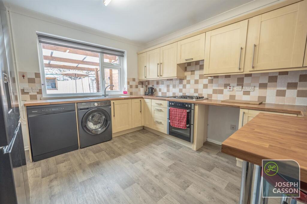 House in Bridgwater, West Bridgwater, Durleigh & Haygrove, Somerset - View 5