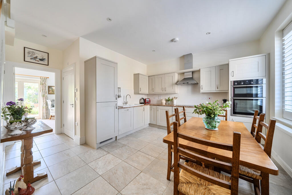 House in Chichester - View 2