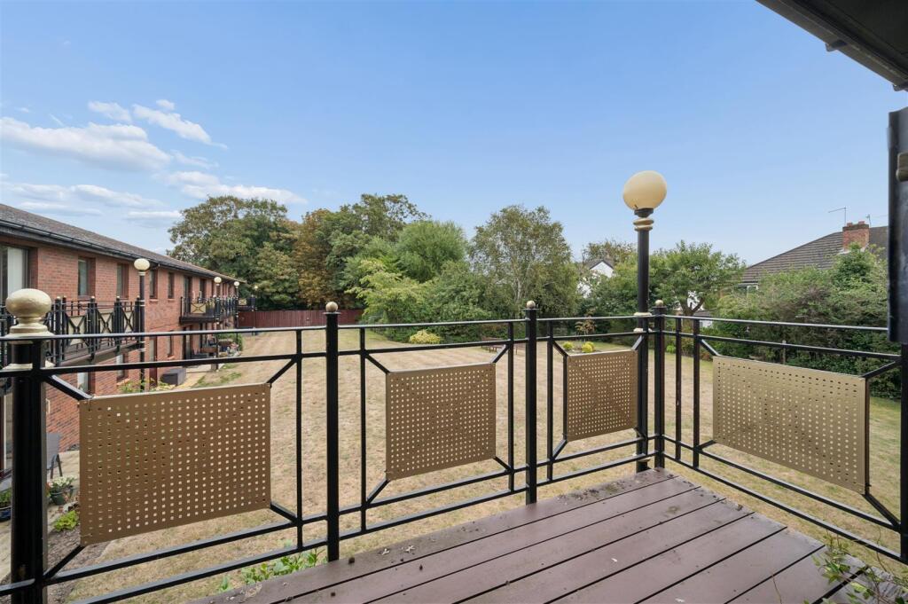 Apartment in Liverpool, Redgate, Formby - View 4