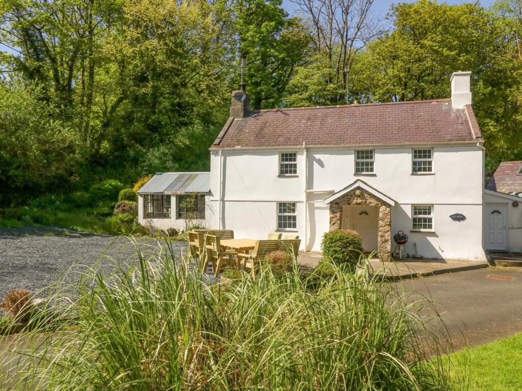 Main image of property: Sarn Meyllteyrn, Gwynedd, LL53