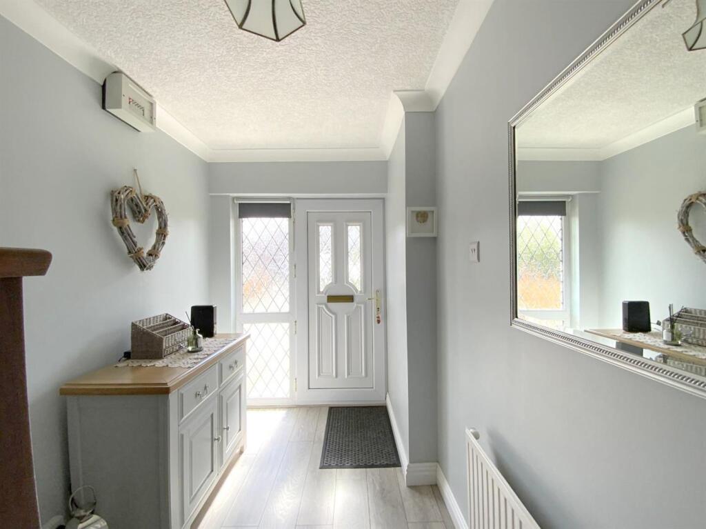 House in Doncaster, Waltham - More