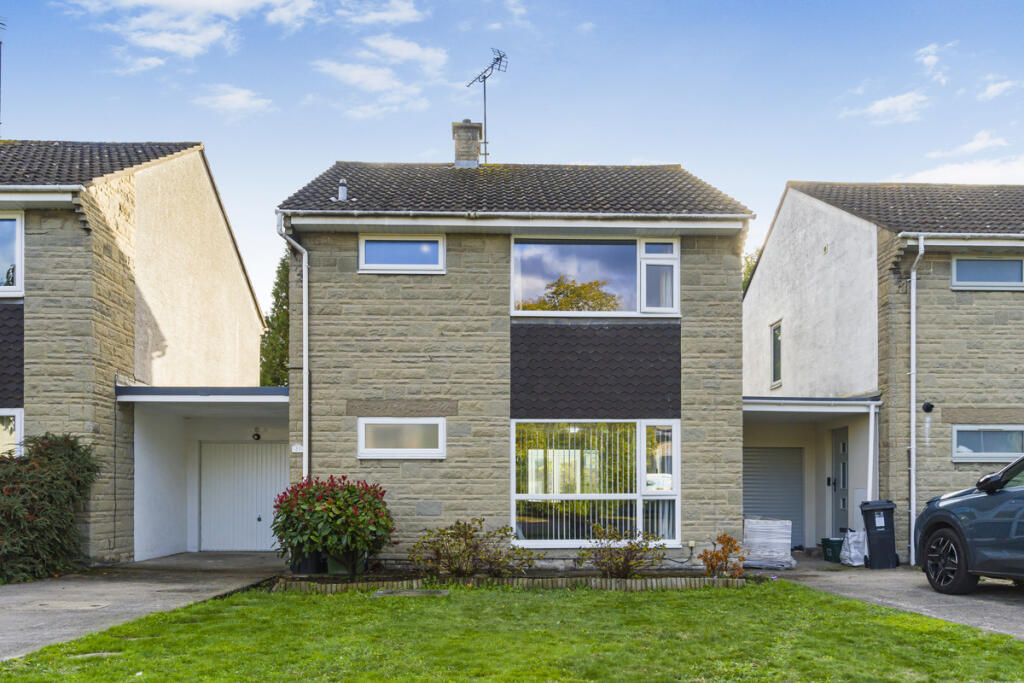 Main image of property: Cope Park, Bristol, BS32