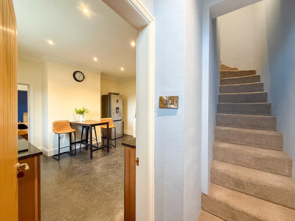 Upper Fold, Honley, Holmfirth, HD9 photo 4