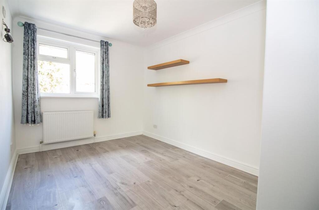House in Waterlooville, Purbrook - View 5