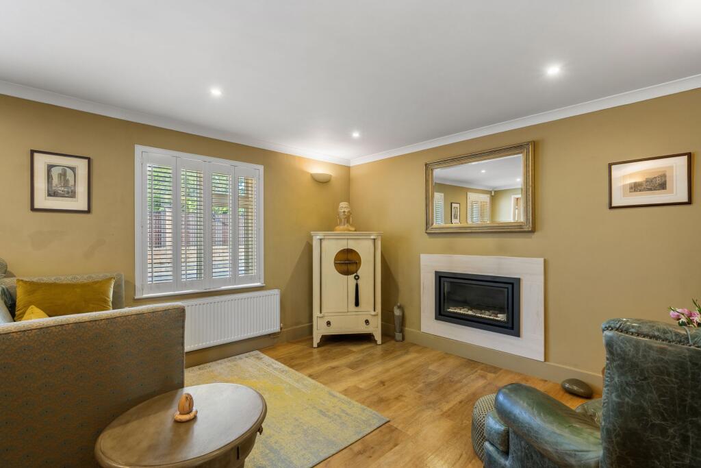 House in Peterborough - View 5