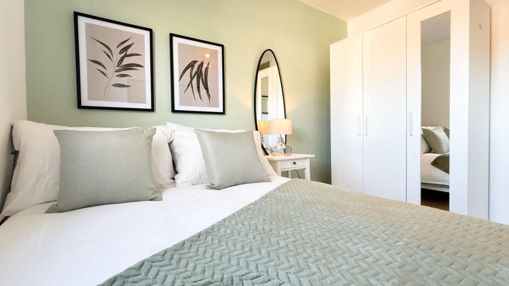 Apartment in London - View 3