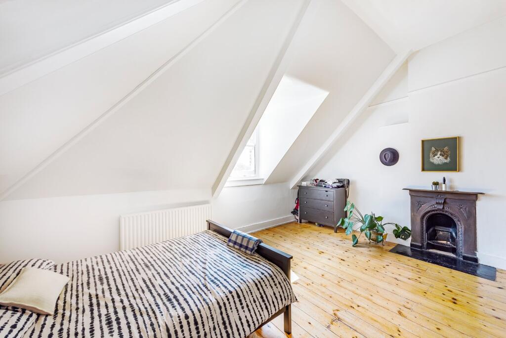 Apartment in London - View 4