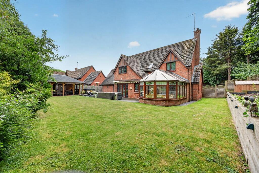 Galane Close, West Hunsbury, Northampton NN4 - View 2