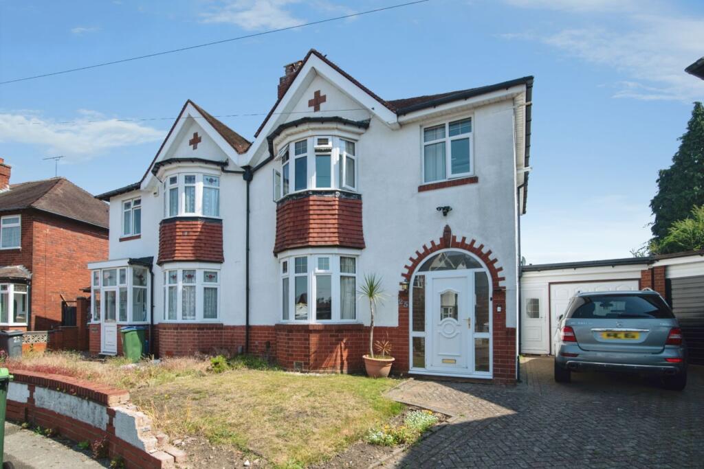House in Sandwell, West Midlands - View 2