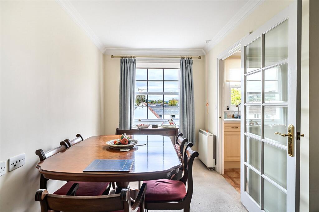 Apartment in Cheltenham, Bath Road Shops, Montpellier - View 5