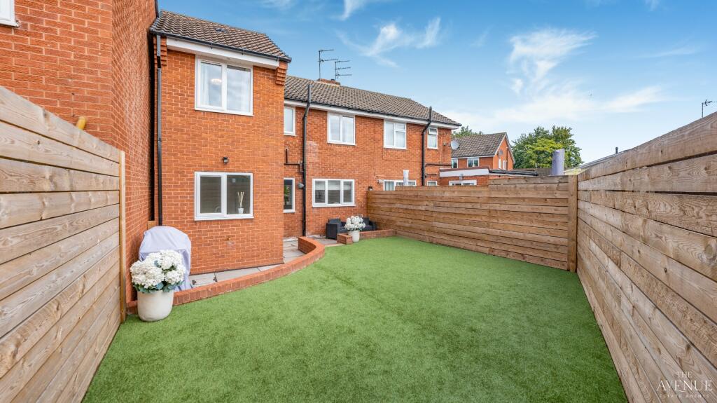 House in South Staffordshire, Brewood and Coven - More