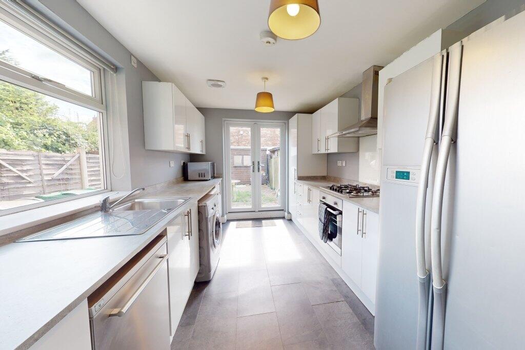 House in Nottingham - View 4