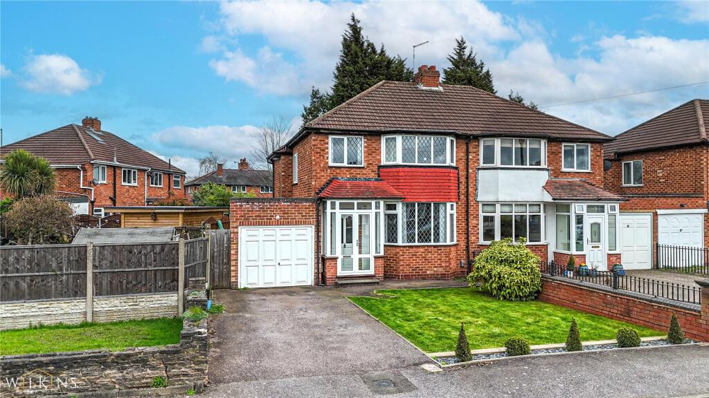 Yenton Close, Tamworth, Staffordshire, B78