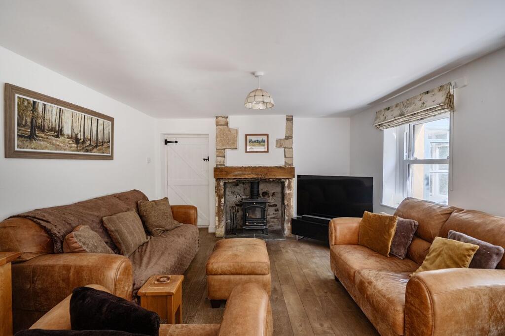  Chantry, Frome, BA11 photo 3