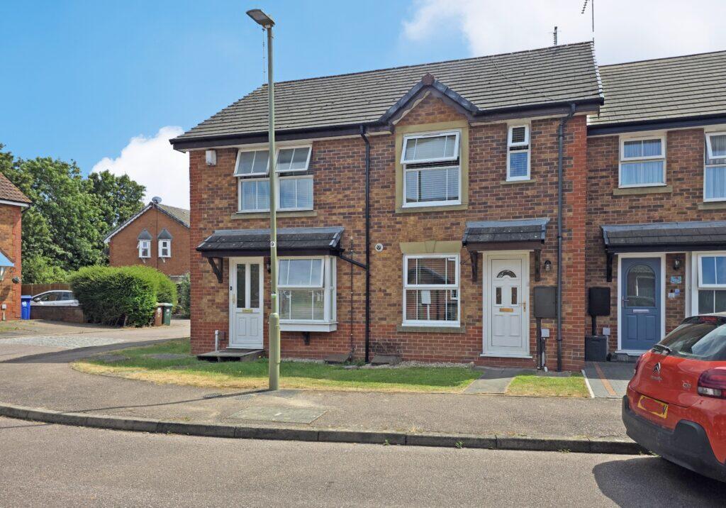 Main image of property: Waltham Gardens, Banbury, OXON, OX16
