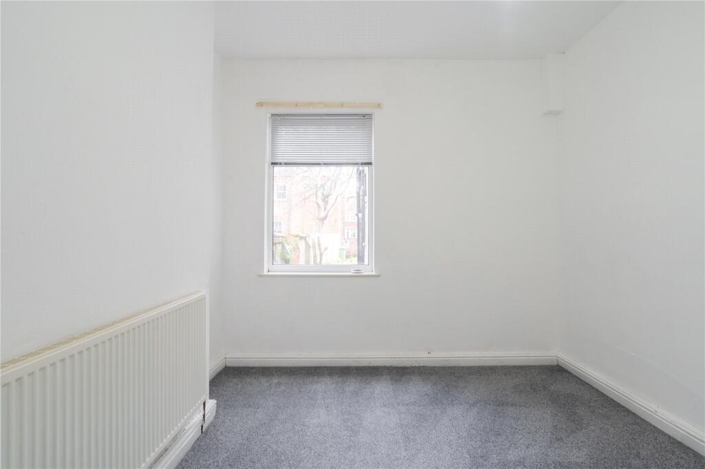 Apartment in Doncaster - More