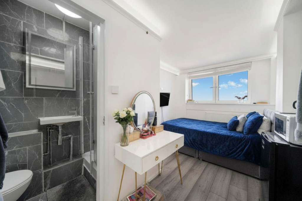 Apartment in London - More