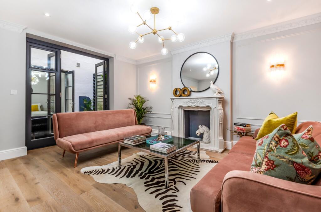 Main image of property: Queens Gardens, London, W2