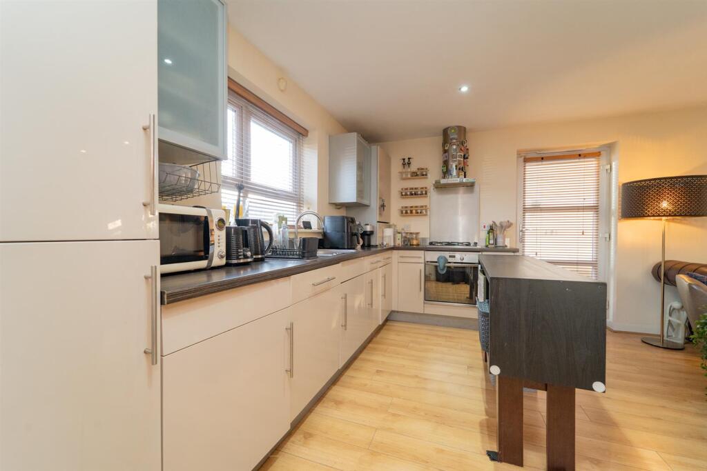 Bilsborrow Road, Fallowfield photo 3