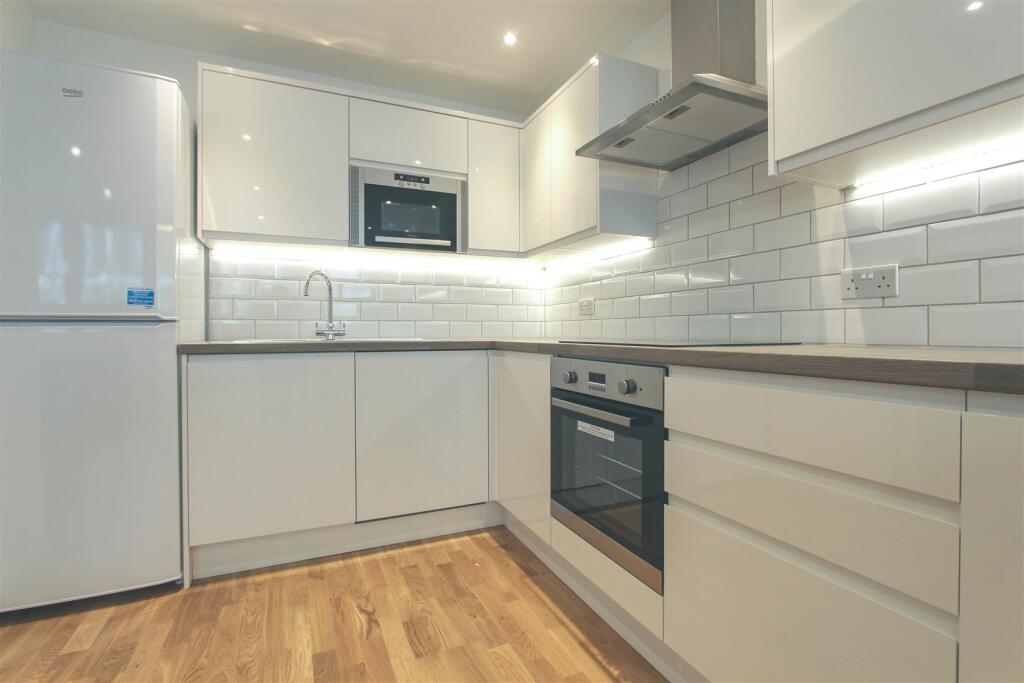 2 bedroom property for rent