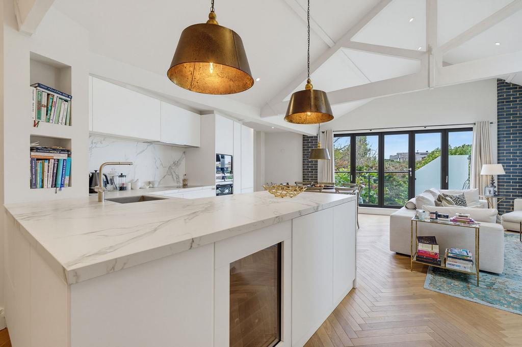Apartment in London - View 5