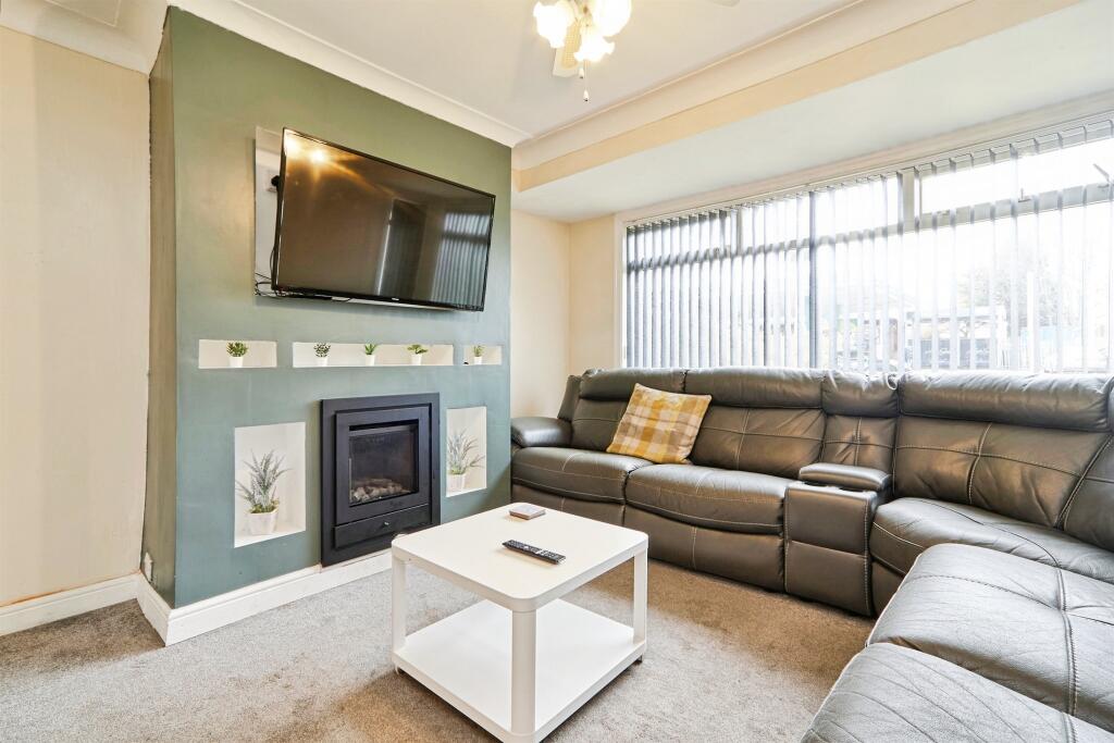 Harehills Lane, Leeds photo 2