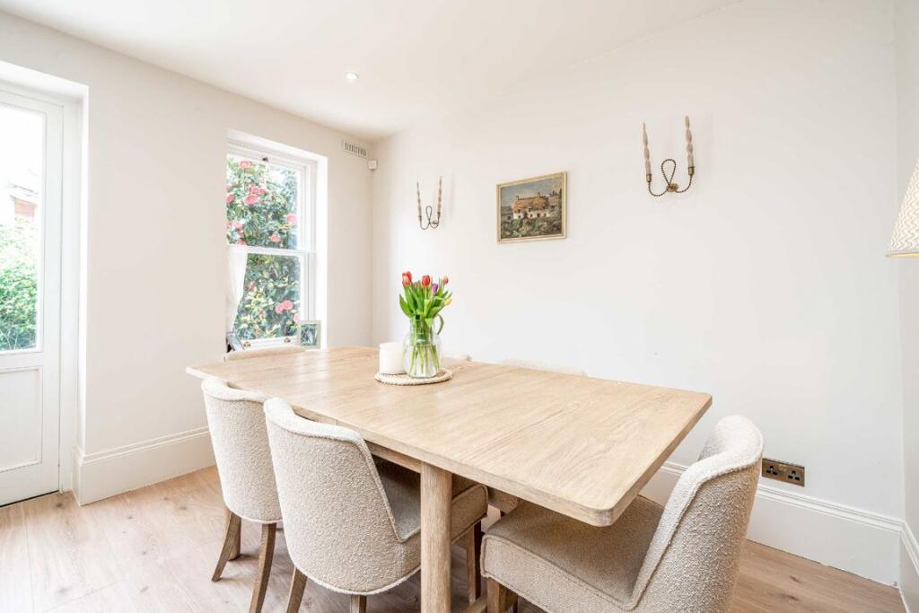 Ridgeway Road, Isleworth - More