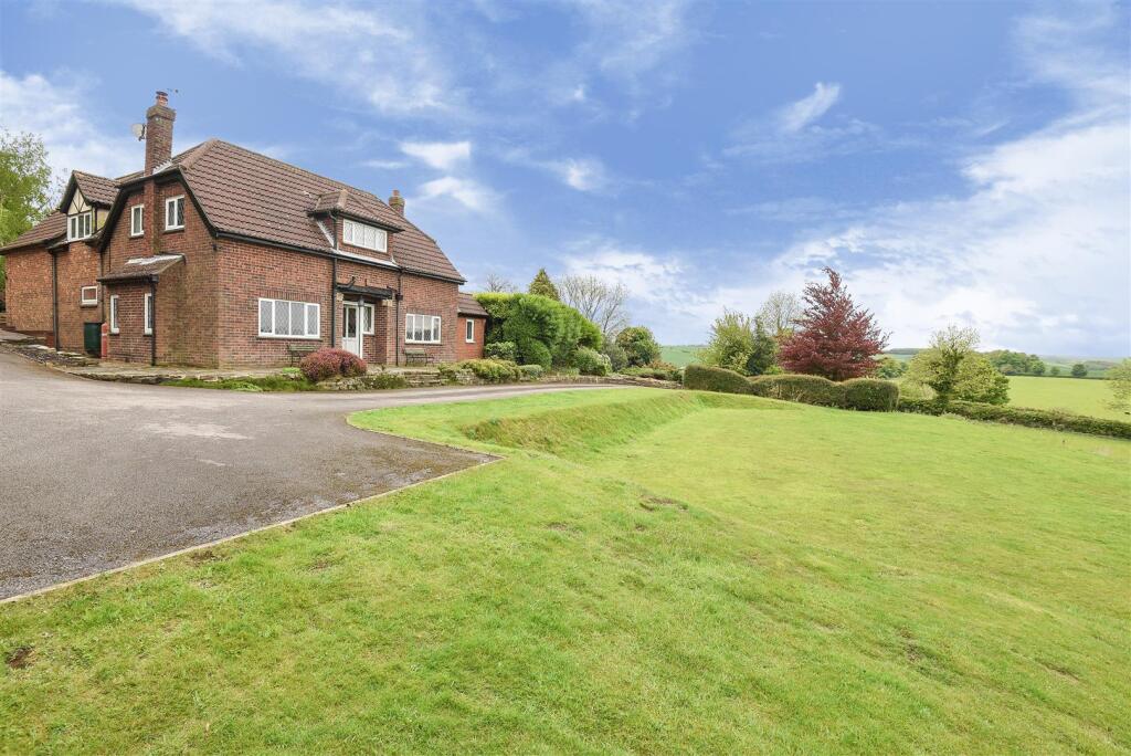 Main image of property: Main Road, South Elkington