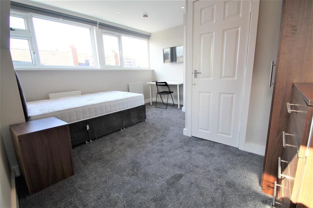 House in Leeds - View 4