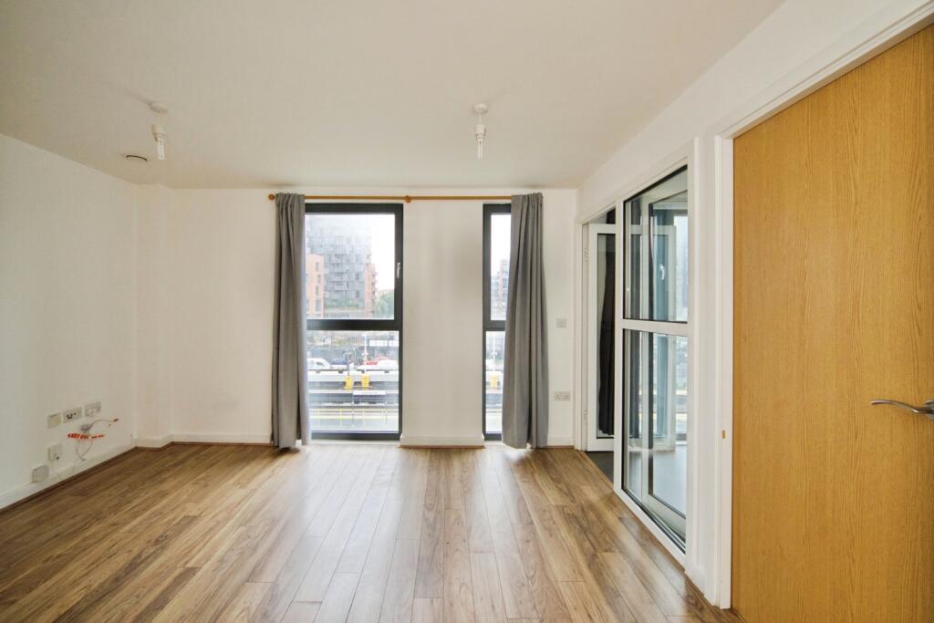 Apartment in London - View 3