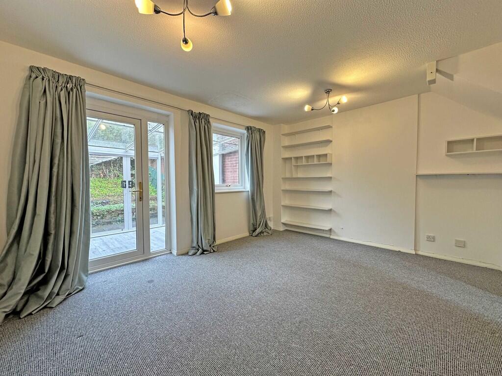 Riverview Drive, Exeter photo 3
