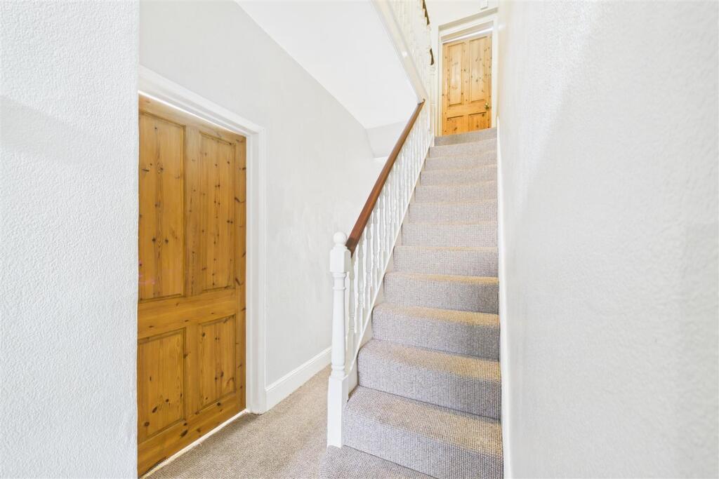 Period House For Updating | Westbury Park photo 3