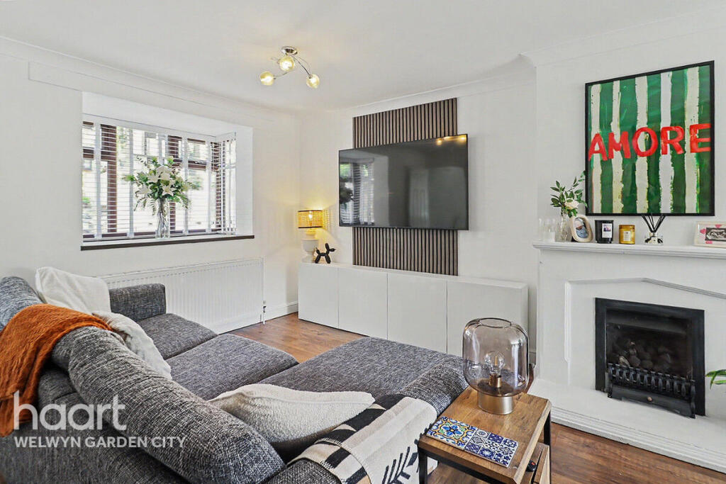 Juniper Gardens, Welwyn - View 3