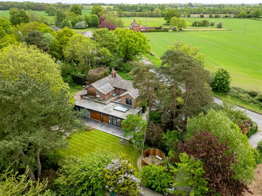Main image of property: Railway Cottages, Warthill Crossing, Warthill, York YO19 5XS