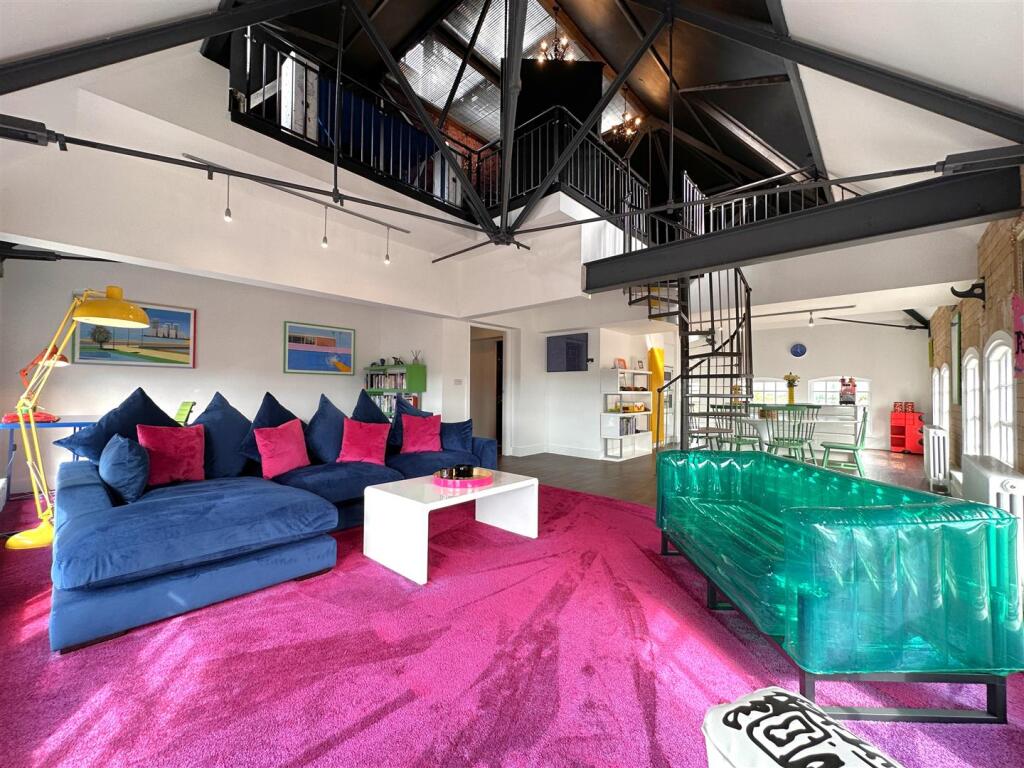 Apartment in Newark and Sherwood, Newark - View 2